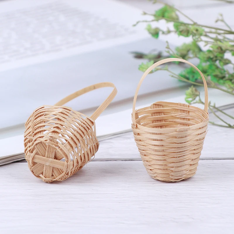 

1/12 Dollhouse Miniature Accessories Mini Bamboo Basket Simulation Food Basket Model Toys for Doll House Decoration New