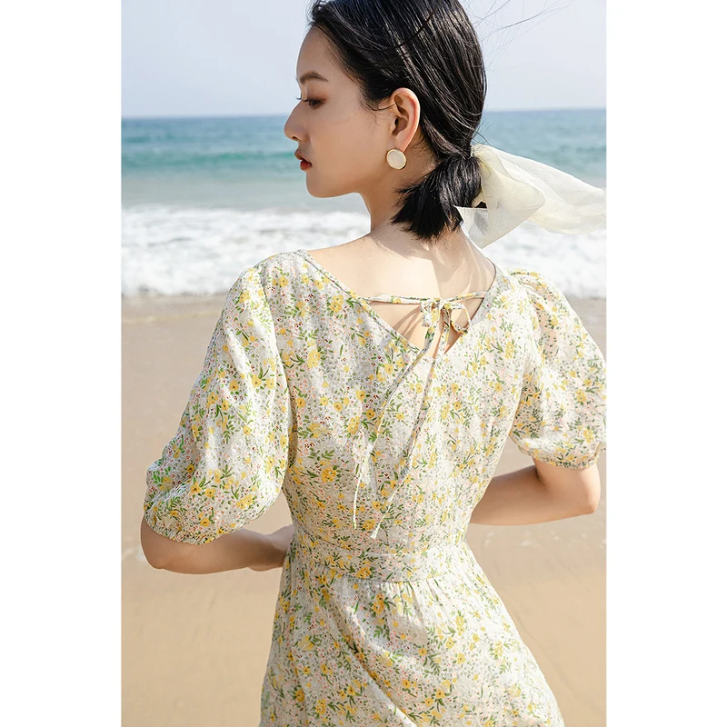 

INMAN Summer Light Green Dress Women Pastoral Sweet Elegant Style V-Neck Fresh Floral Puff Sleeve High Waist A-Line One-Piece
