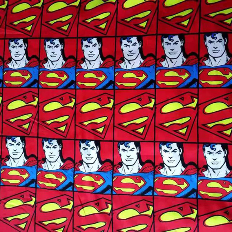 Красивый хлопковый стеганый лоскутный вышитый материал с рисунком Супермена, атласная ткань «мстители», одежда для мальчиков «сделай сам»