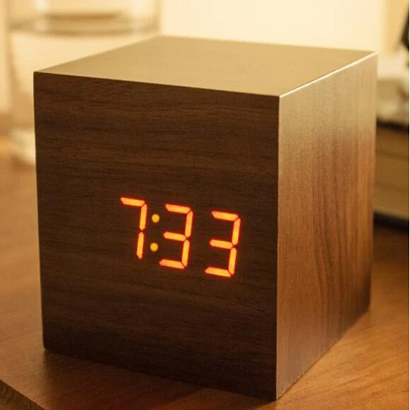 Часы кубик деревянный. Кубические часы. Cubes clock. Часы кубики с цифрами. Cube ash (куб аш).