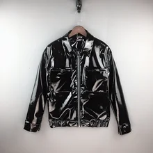 Новая модная мужская кожаная куртка Весенняя Новинка острым воротником черного цвета из pu искусственной лакированной кожи pu, повседневная, тонкая, блеск для губ, куртка