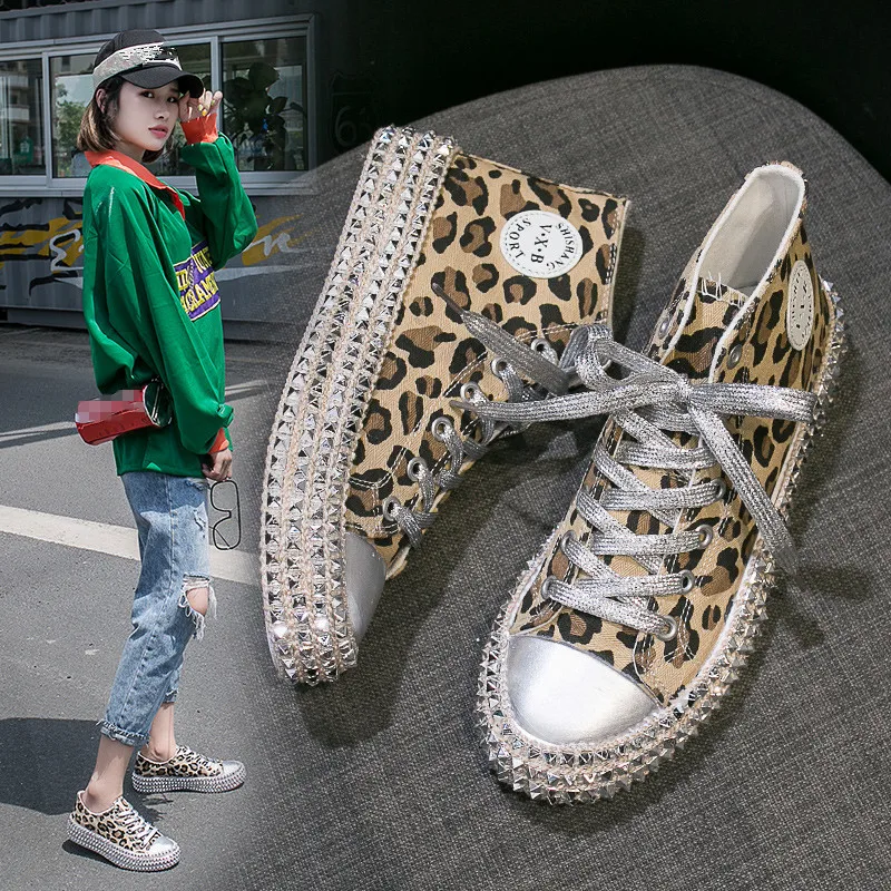 

Nurse Shoes All-Match Suede Loafers Women Round Toe Espadrilles Platform Flats 2019 Fashion Women's Solid Nursing For Woman