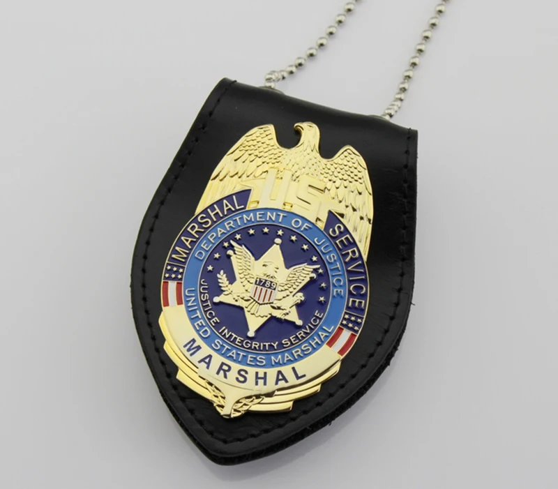 

Classic UNITED STATES MARSHAL SERVICE DEPARTMENT OF JUSTICE INTEGRITY SERVICE , Replica Movie Prop Pin Badge