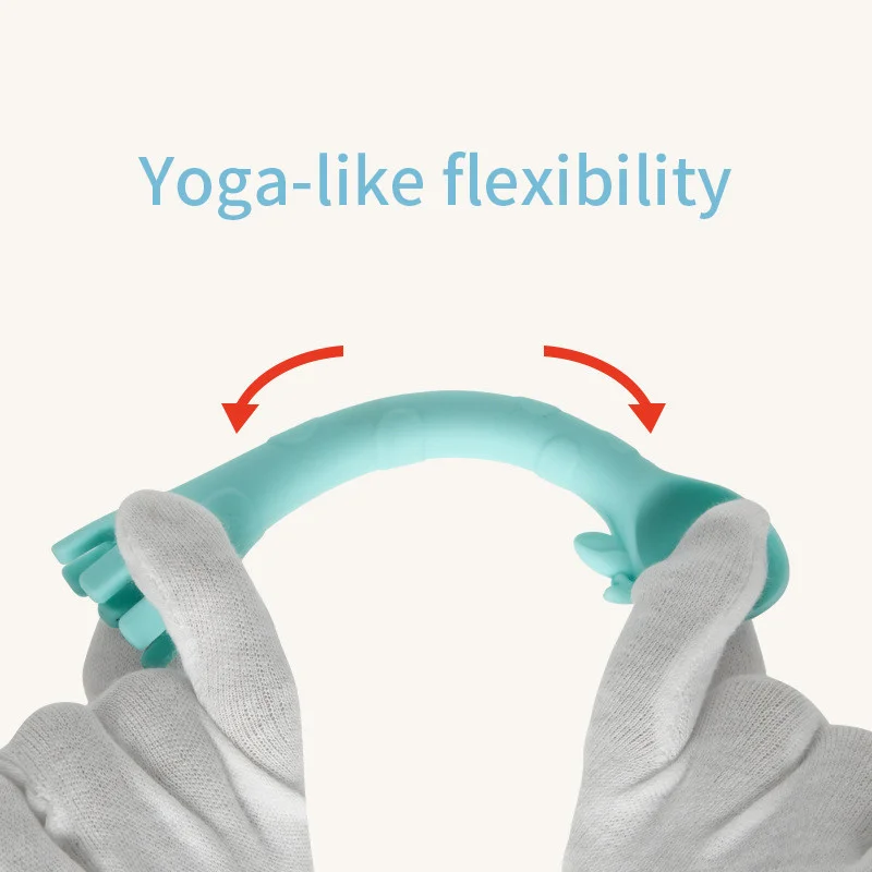 Cute Kids Infant Baby Giraffe Learning Training Spoon Fork Teether BPA Free Safety Silicone Baby Feeding Teething Tableware Toy