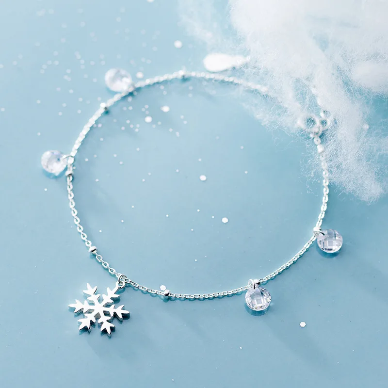 

MloveAcc 925 Sterling Silver Snowflake Charm Bracelet Sparkling Crystal Zircon Chain Link Bracelet for Women Fashion Jewelry