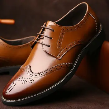 

New Men Luxury Dress Shoes Italian Men Brogue Wedding Lace Up Leather Formal Party Oxfords Pointed Toe Shoes