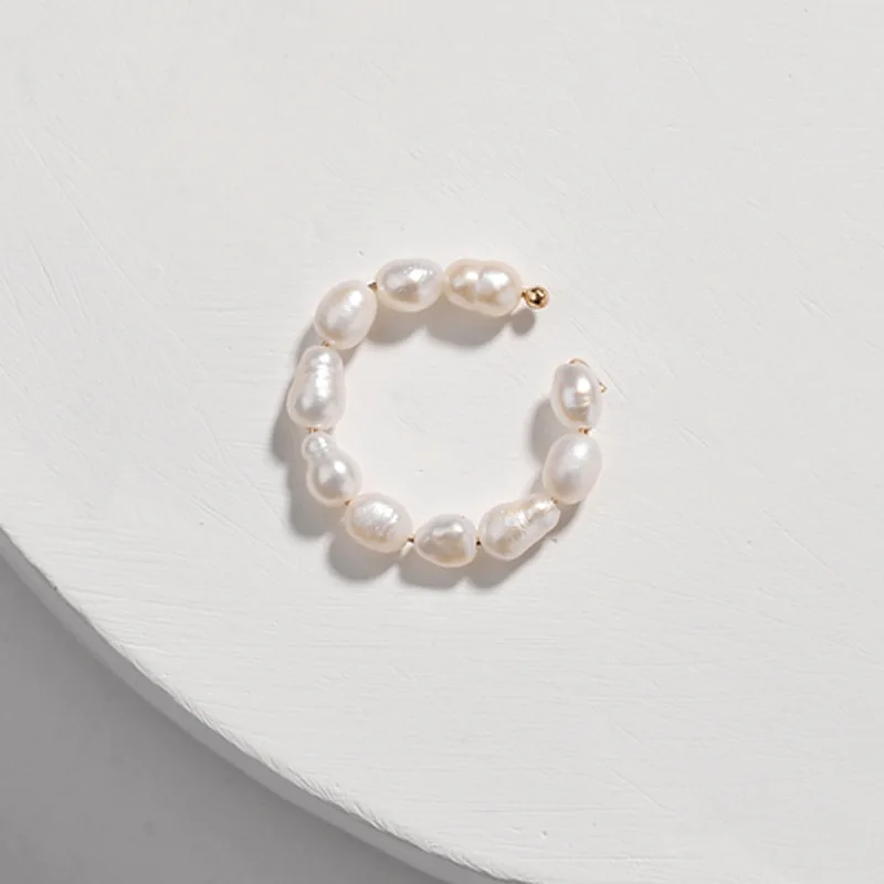 

2019 New Bohemian Pearls Ear Cuff For Women Round Natural Freshwater Circle Small Clip Earrings Fashion Wedding Party Jewelry