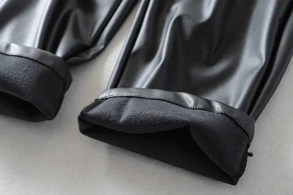 Зимние теплые кожаные брюки женские черные брюки из искусственной кожи мото байкерские прямые брюки с высокой талией европейские уличные