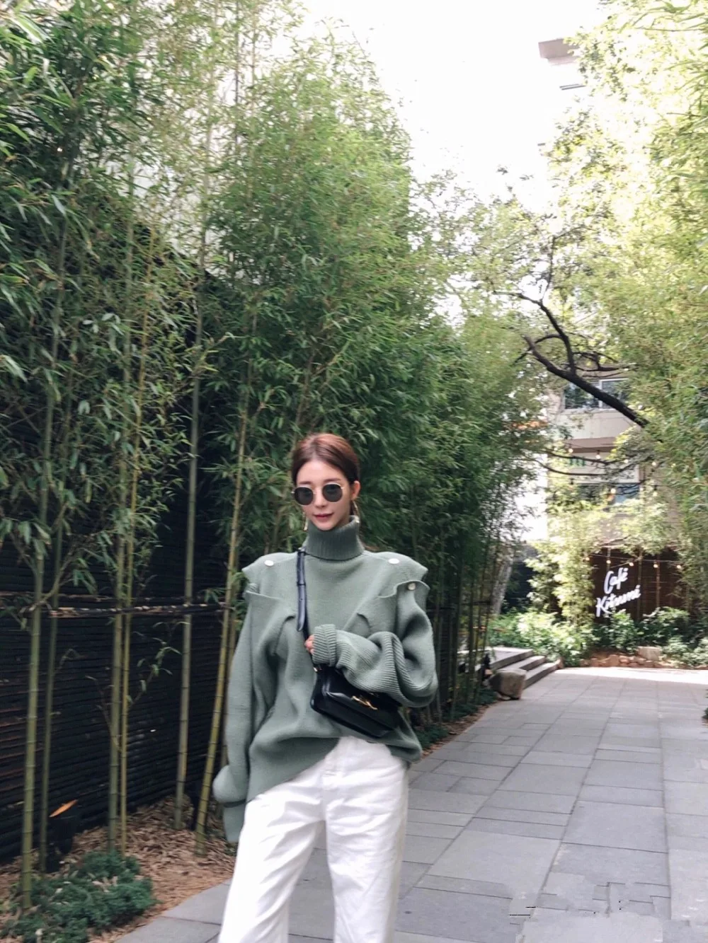 0_28_7521767156216564598