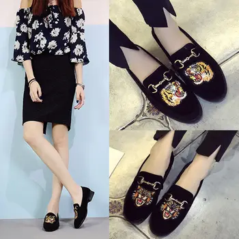 

Flat-Bottomed nv dan xie 2020 Spring and Summer Korean Version of the Wild Lag in Her Frosted Shoes Peas Female