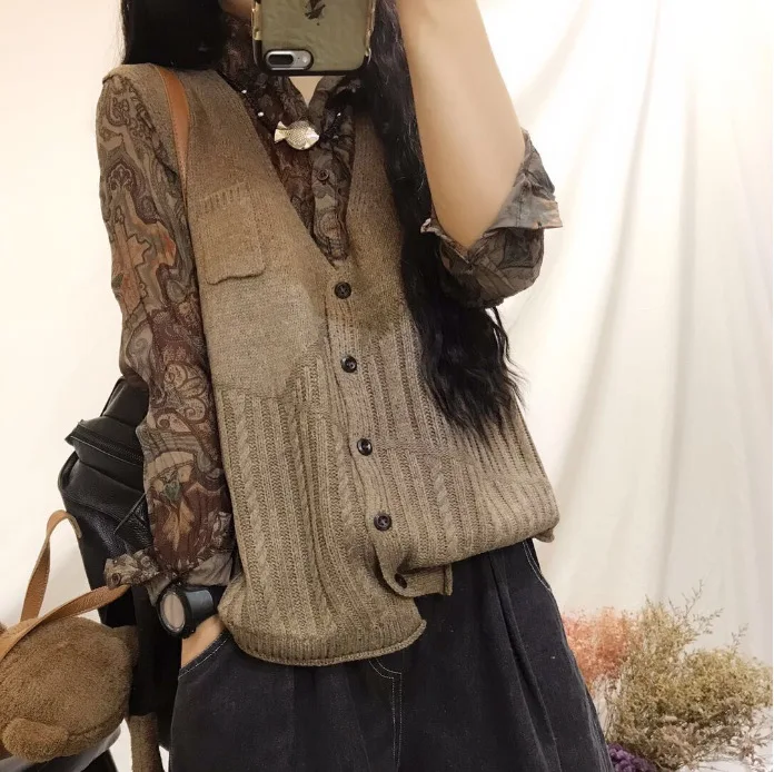 

Women Spring Autumn Sleeveless Knitted Tops Ladies Knitwear V neck Vest Female Fall 2019 Knit Cardigans Jacket