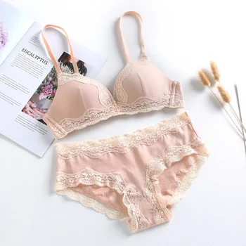 

New sexy lingerie for women fabric is cotton There is no steel tower thin sponge It's very comfortable комплект нижнего белья