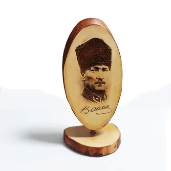 

Wooden decorative handicraft desktop Mustafa Kemal Ataturk plaque trinket çerçeve