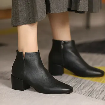 

Fashion Boots Women Genuine Leather Knitting Ankle Boots Winter New 5.5cm Heels Party Night Club Shoes Woman Chelsea Boots