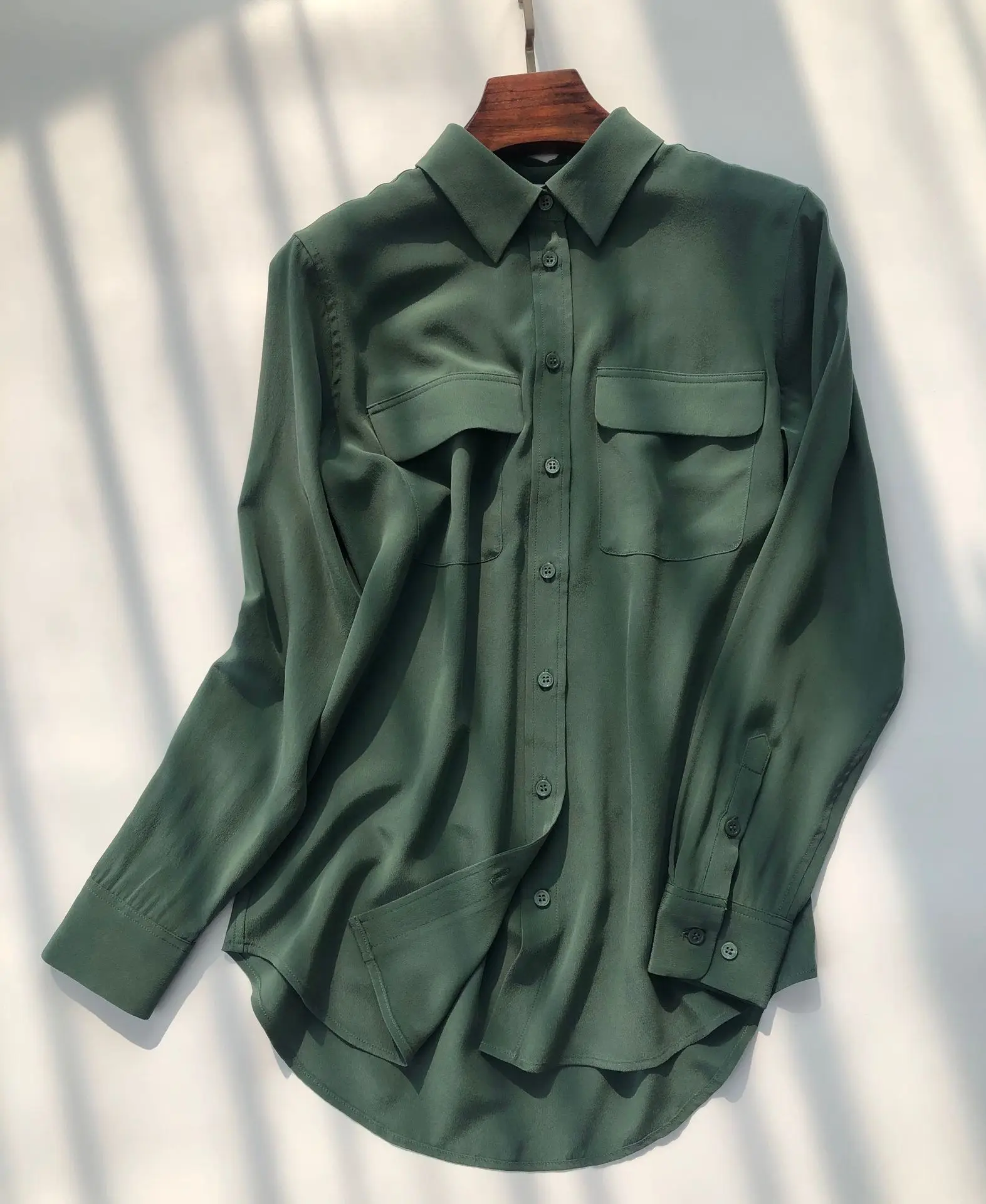Women's Turn-down Collar Blouse 100% Silk Solid
