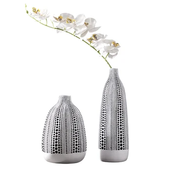 

Street Art Yayoi Kusama Black And White Wave Point Resin Flowerpot Creative Dried Flower Decoration Vase