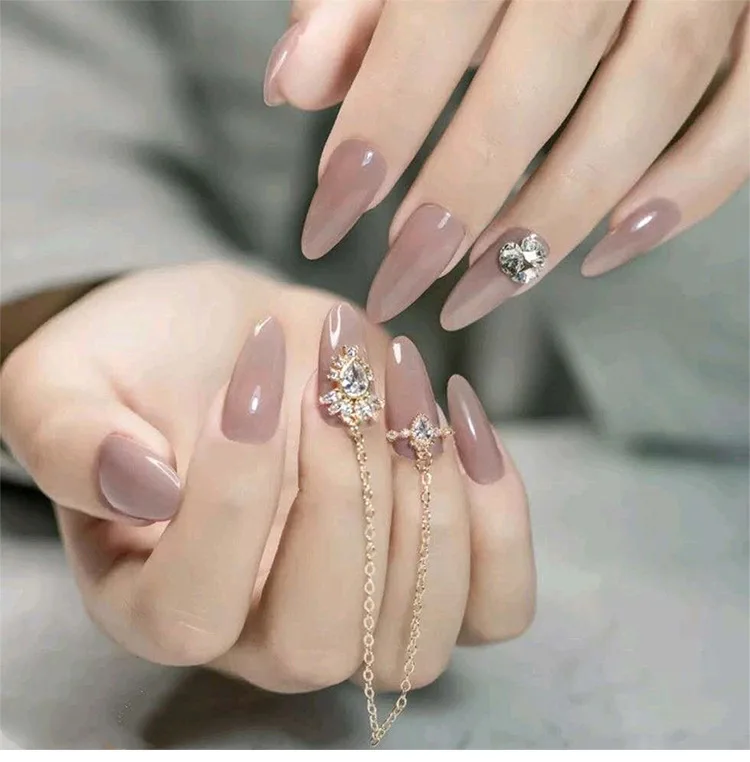 Nusx роскошный дизайн Блестящий Кристалл Поддельные ногти с Золотой 3D кулон цепи девушки Поддельные дизайн ногтей Патчи с клеем 24 шт. FA016