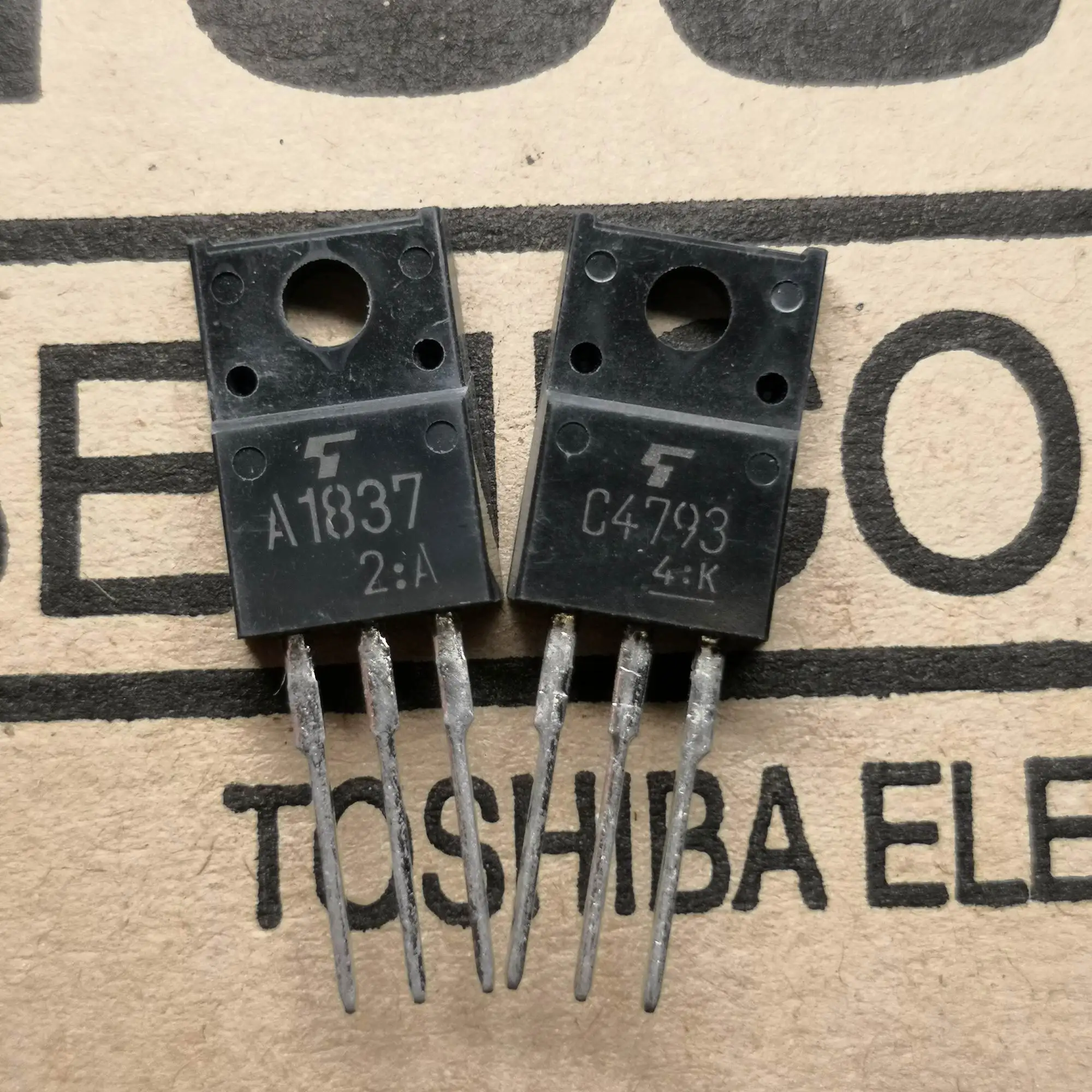 4pairs 2SA1837 2SC4793 A1837 C4793 New products made in Japan | Электроника