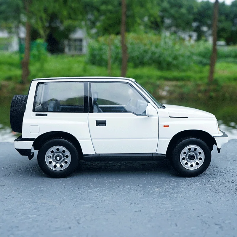 Оригинальные заводские оригинальные 1:18 DORLOP diecast Suzuki Vitara Escudo модели автомобилей в