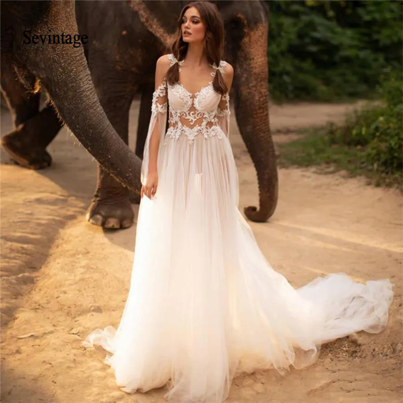 

Sevintage Beach Lace Appliqued Wedding Dresses Boho Sheer Back with Buttons Bridal Gowns Long Sleeve Vestido De Novia Sirena