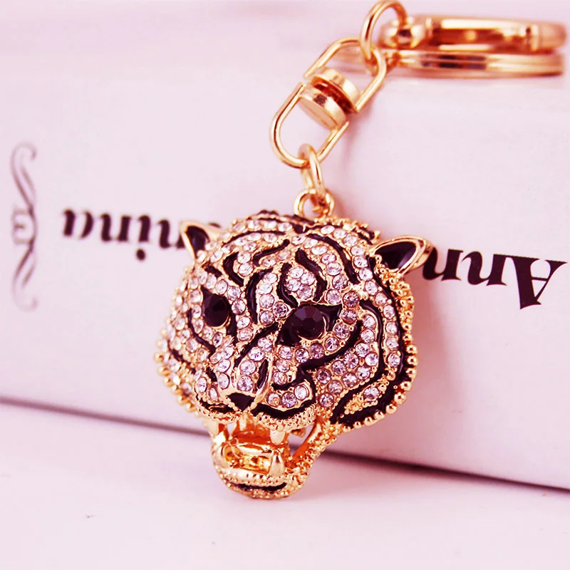 XDPQQ Metal Rhinestone Creative Crafts Leopard Head Keychain Pendant