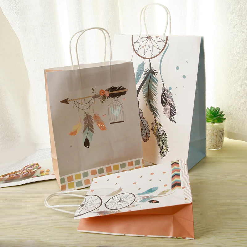 

10Pcs Dreamy Kraft paper bags with handle dream catcher Gift Paper Bags New Year Wedding Party Favor Deco Package 22x16cm