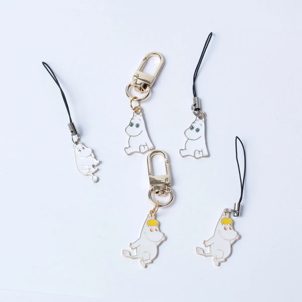 

Moomin Mummi keychain cartoon white small keychain phone metal keychain waterproof 2cm cute keychain