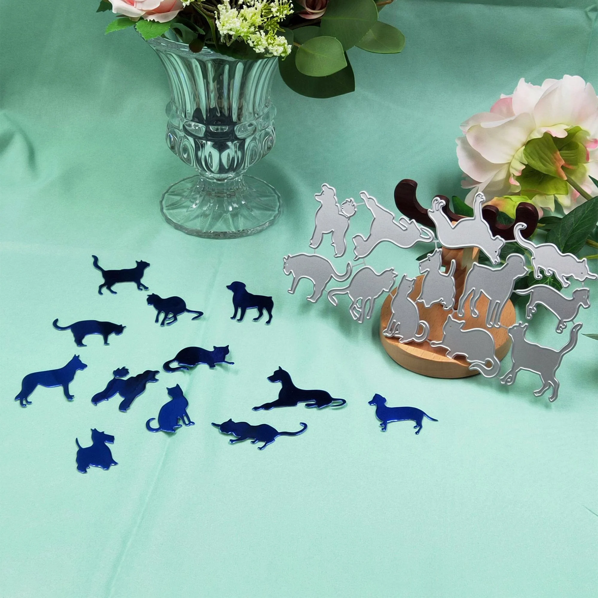 

12Pcs Different Dog and Cat Metal Cutting Dies For DIY Scrapbooking Decoration Embossing Craft Cuts Die