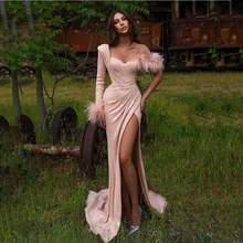 Robe de soirée de forme sirène, plumes, paillettes, perles, épaule dénudée, manches, robe de bal formelle, fendue sur le côté