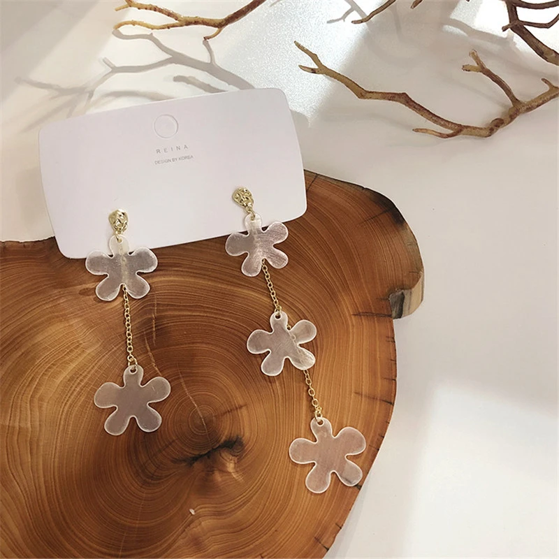 

2019 New Fashion Shell Flower Tassel Long Earrings for Women Creative Asymmetric Eardrop Accessories Trendy Jewelry Cute Gift