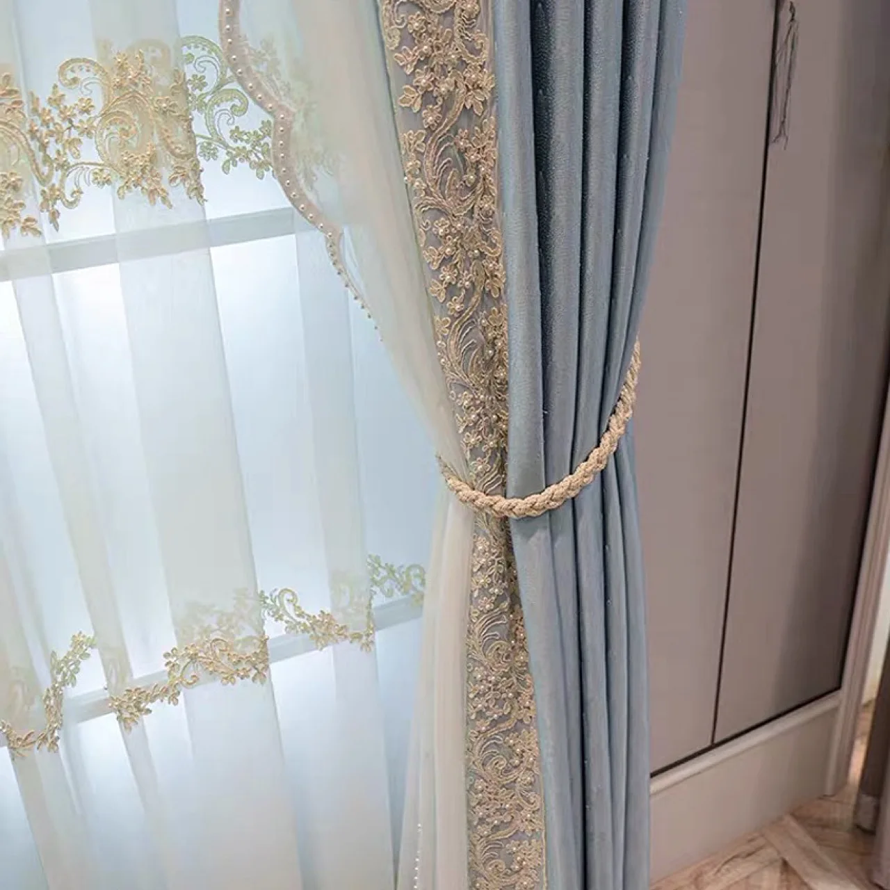 Free return High-quality Modern beautiful European Style Luxury Blue Blackout Curtains for  Living Room Bedroom customize