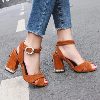 

2020 Summer Fashion Pearls Heels Women Sandals Runway Brand Diamond Open Toe High Heels Shoes Ladies Party Pumps Shoes