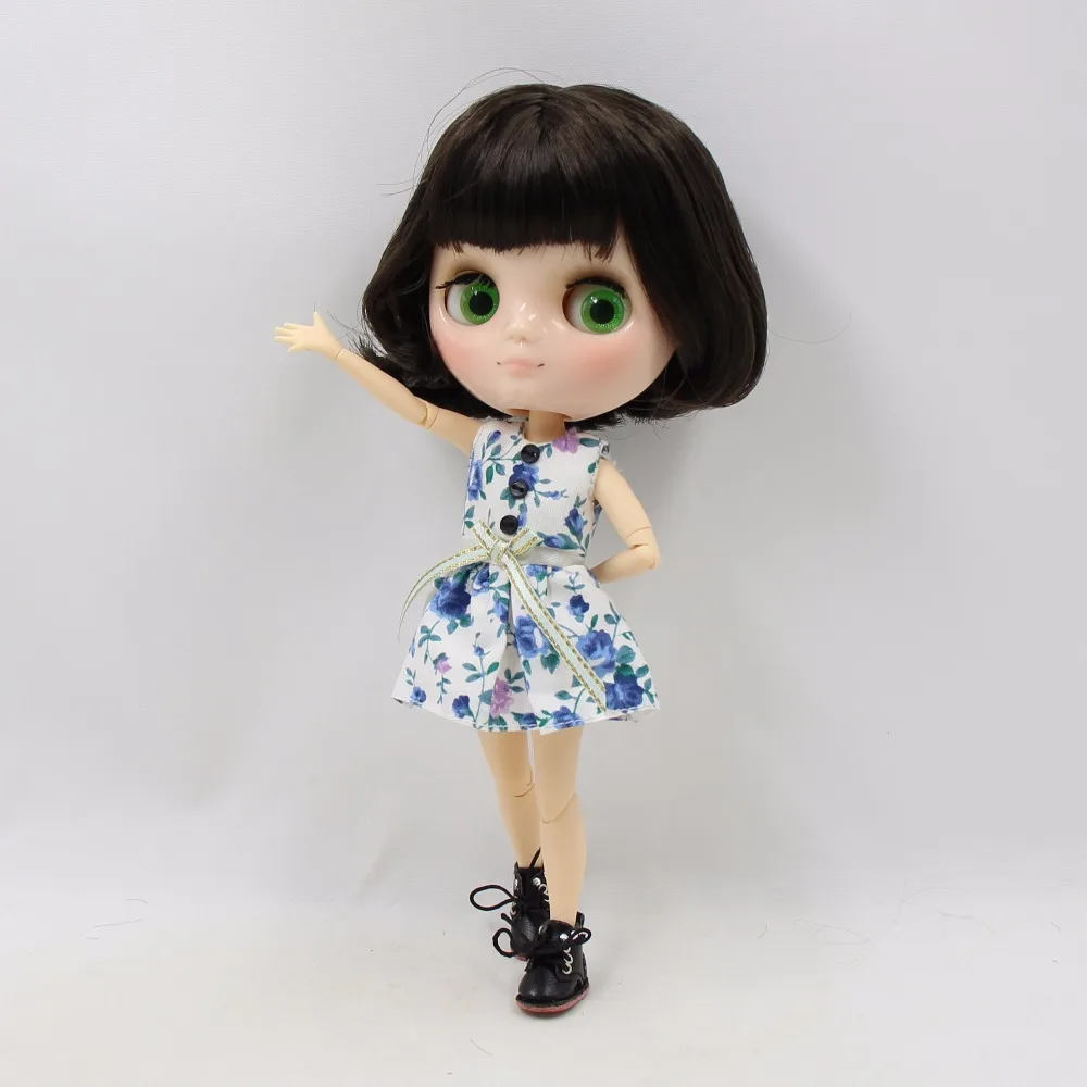 Middie Blythe Doll with Brown Hair, Tilting-Head & Jointed Body 2