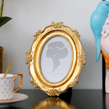 

6 Inch Resin Golden Carved Photo Frame Can Be Hung on The Wall Classical Oval Embossed Photo Frame Home Decoration Wedding Gift