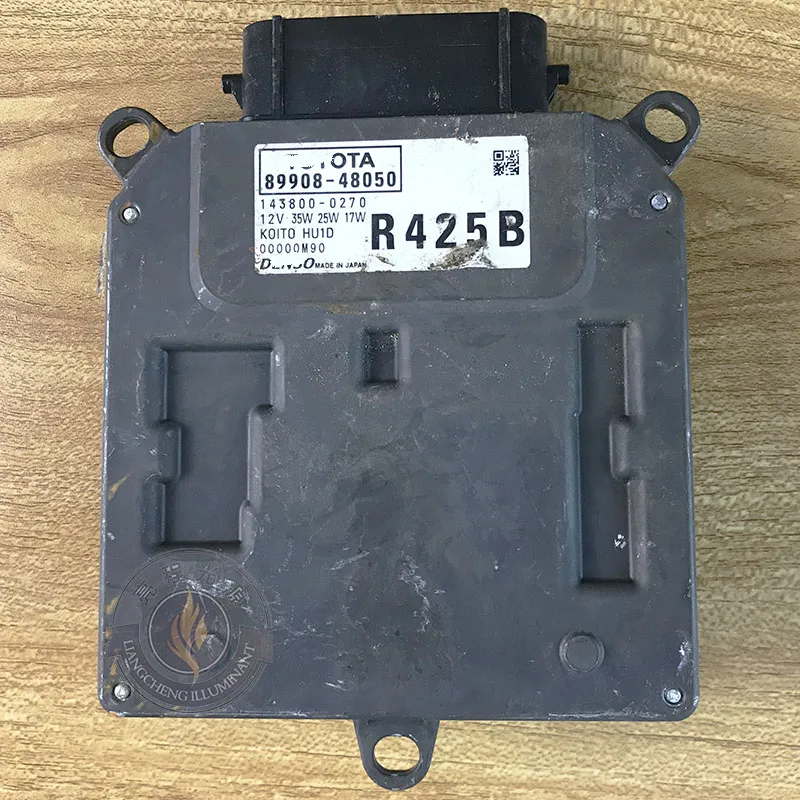 89907-48050 Original 89908-48050 Car Headlight Light Computer LED 