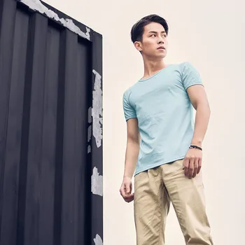 

2018 summer new men's Japanese linen short-sleeved thin T-shirt men's three-button hem split breathable shirt