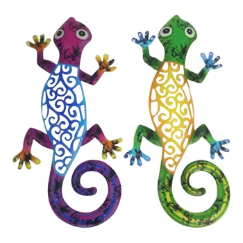 

2pcs Gift Iron Art Farmhouse Sculptures Hanging Bedroom Wall Decor Patio Fence Metal Gecko Home Living Room Outdoor Garden Cute