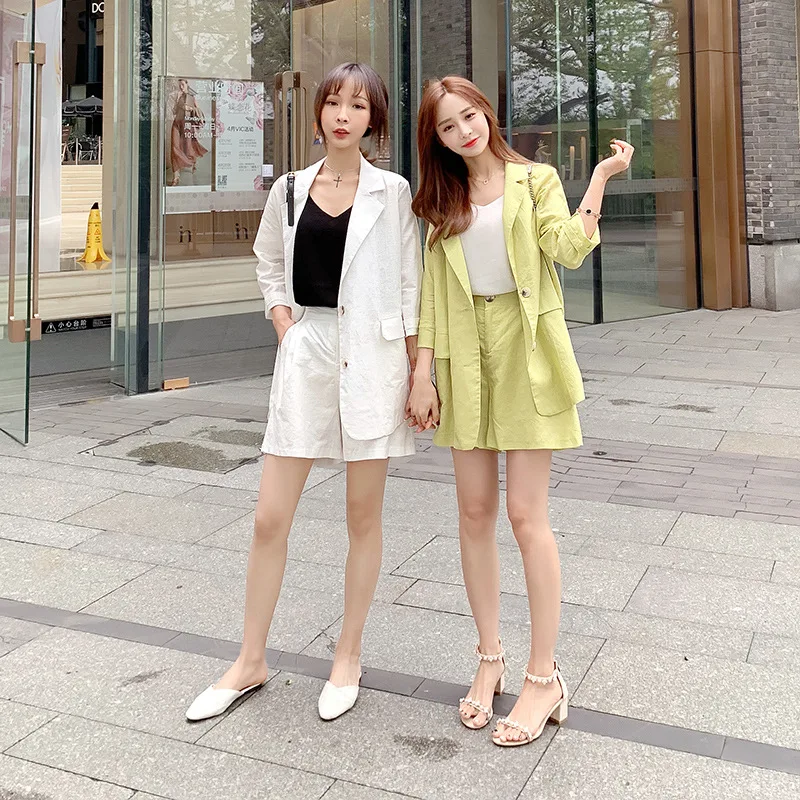 

2019 Summer New Style Thin Suit Jacket + Camisole + High-waisted Shorts Set Women's Tennis Red Royal Sister Three-piece Set Fash