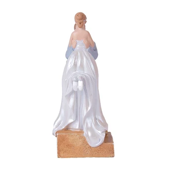 

Romantic Couple Figurines in Love, 7 Inch Hand Painted Sweet Loving Together Couple Sculpture Wedding Cake Topper Valentines