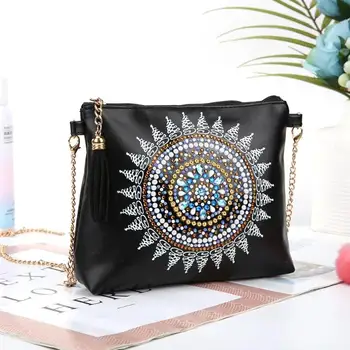

New Arrival 5D DIY Diamond Painting Leather Crossbody Bag Chain Bags DIY Diamond Embroidery Bag Wallet for Women Makeup Pouch