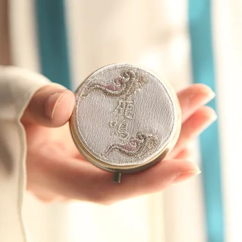 

[Luming] Body Balsam Portable Chinese Solid Perfume for Male and Female with Lasting Light Fragrance