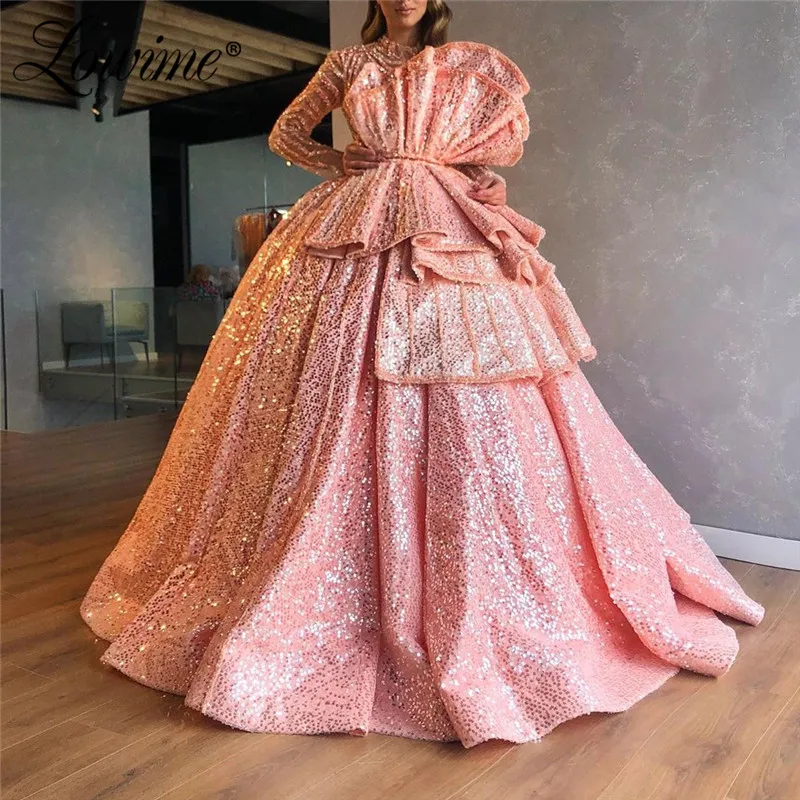 Блестящее розовое платье с высоким воротником Средний Восток мусульманское