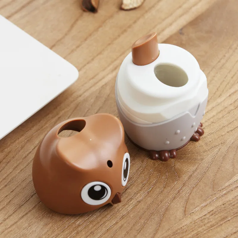 Plastic Cartoon Owl Toothpick Holder Popular Pressed Toothpick Bucket Creative Dustproof with Cover Box Barrel for Toothpicks