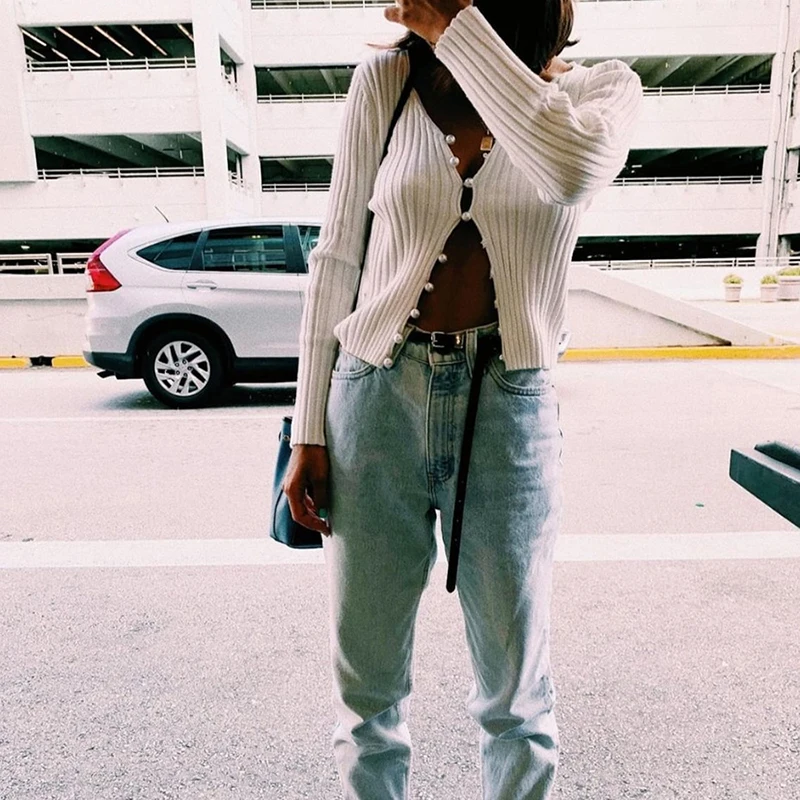 Hot 2019 autumn new fashion casual women's long sleeve deep V Significant chest Cardigan Mushroom Buckle Slim Wild Short Sweater