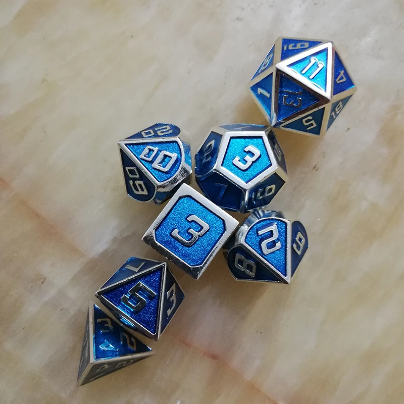 Многогранные наборы rpg dnd металлические игральные кости игры d20 10 8 12 6 4 и драконы