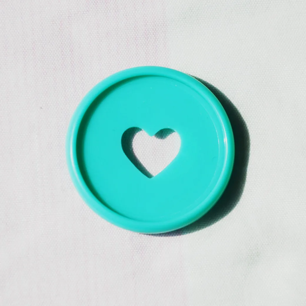 01 золото pb (100) marlok. Диск кнопки. Ручка кнопка матовый хром. Пластмассовый вкладыш. Ручка кнопка матовый хром.