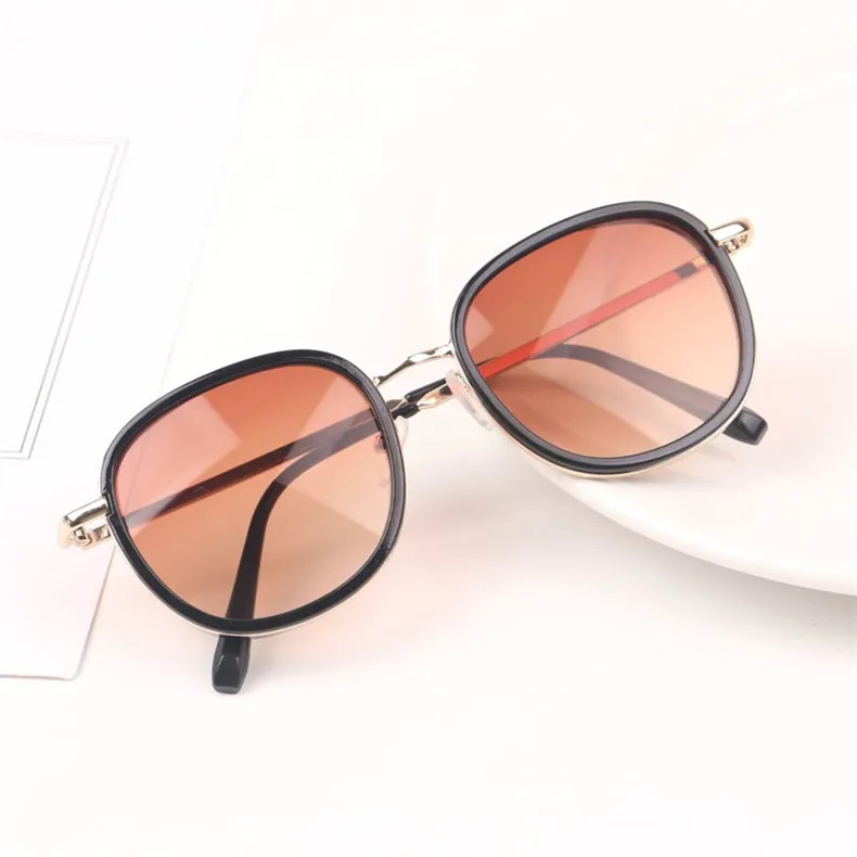 Children's Sunglasses Girls Boys Brand Luxury Designer Square Kids Sun Glasses Fashion Pink Frame Shade Baby Eyeglasses UV400 Children's Sunglasses Girls Boys Brand Luxury Designer Square Kids Sun Glasses Fashion Pink Frame Shade Baby Eyeglasses UV400