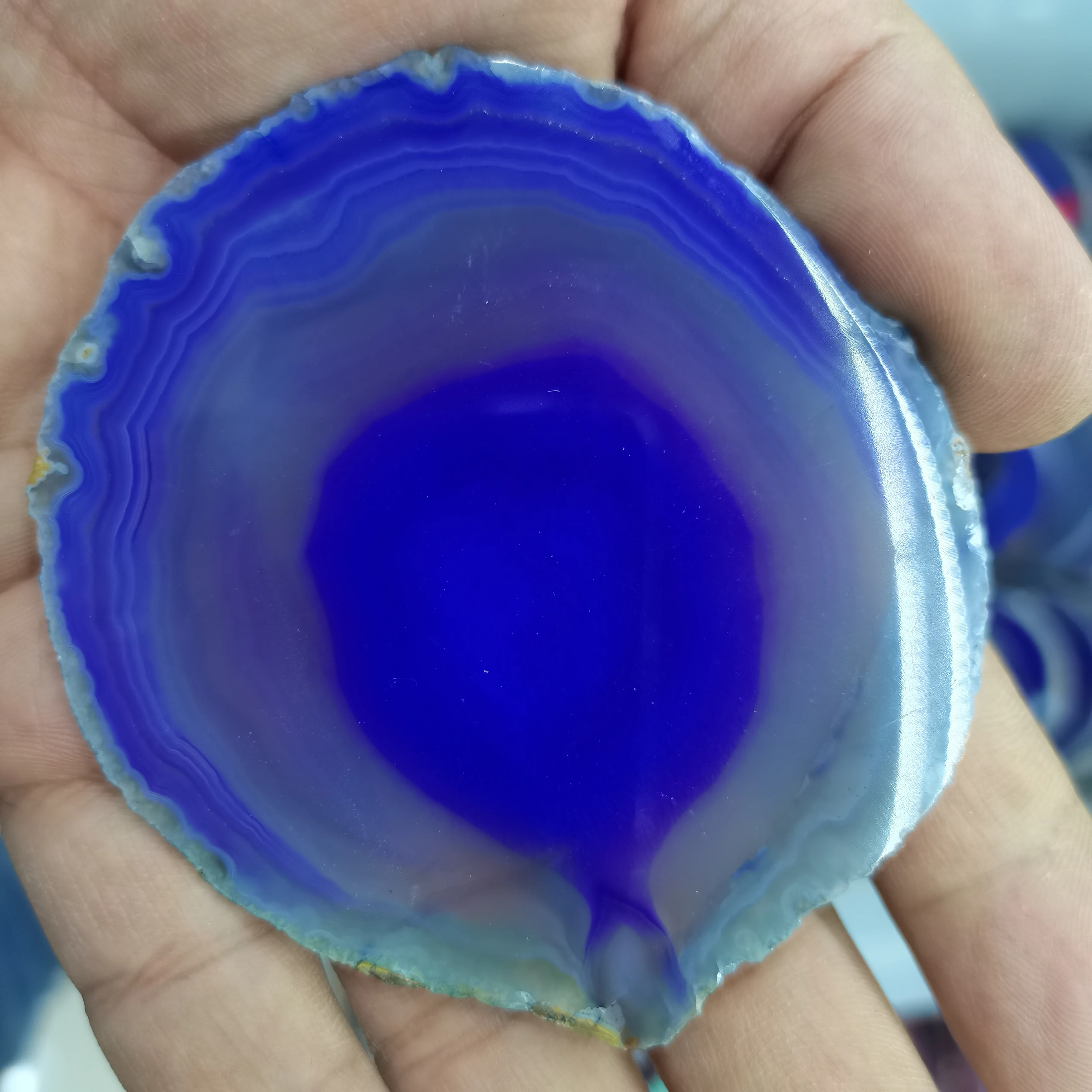 

1PC Natural Agate Geode Polished Irregular Crystal Slice Stone DIY Pendant Mineral Home Decoration Styles Are Sent Randomly