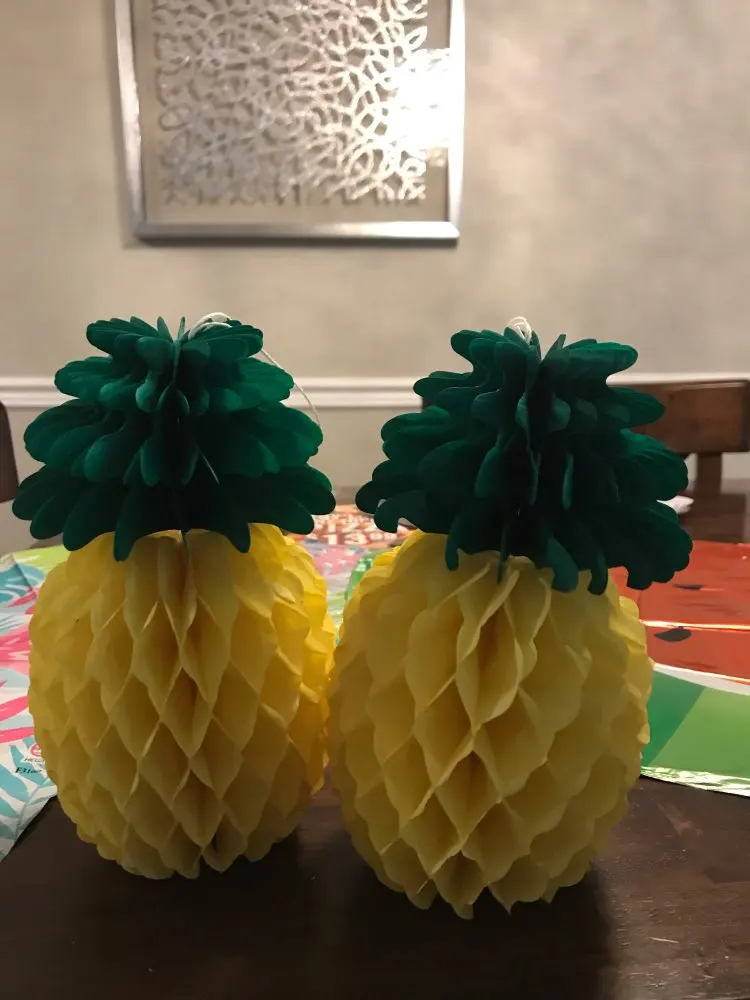 1pcs 20cm Hawaiian Pineapple Honeycomb Garland DIY Yellow Paper Pineapple for Summer Fiesta Party Child Birthday Home Decoration