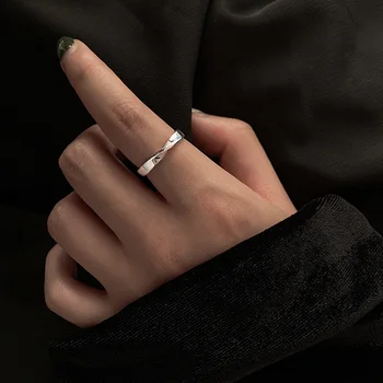 

Ring New Style Simple CHIC Origional Mobius Adjustable Ring Women's Tennis Red Cool Ornament